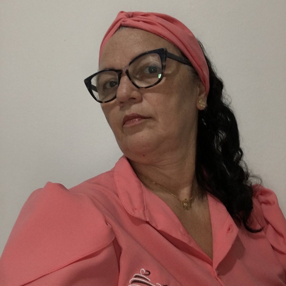 Telma, confeiteira da Sabor e Festa, em Recife